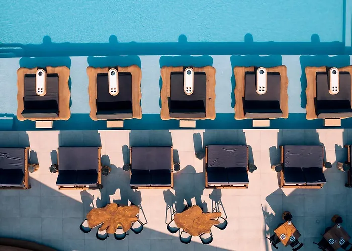 Cavo Tagoo Santorini